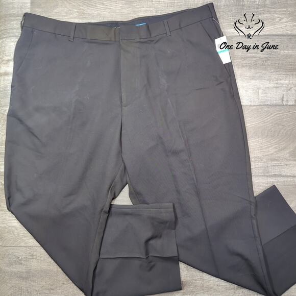 Van Heusen Straight Fit Dress Pants Size 46X30 - Picture 1 of 6